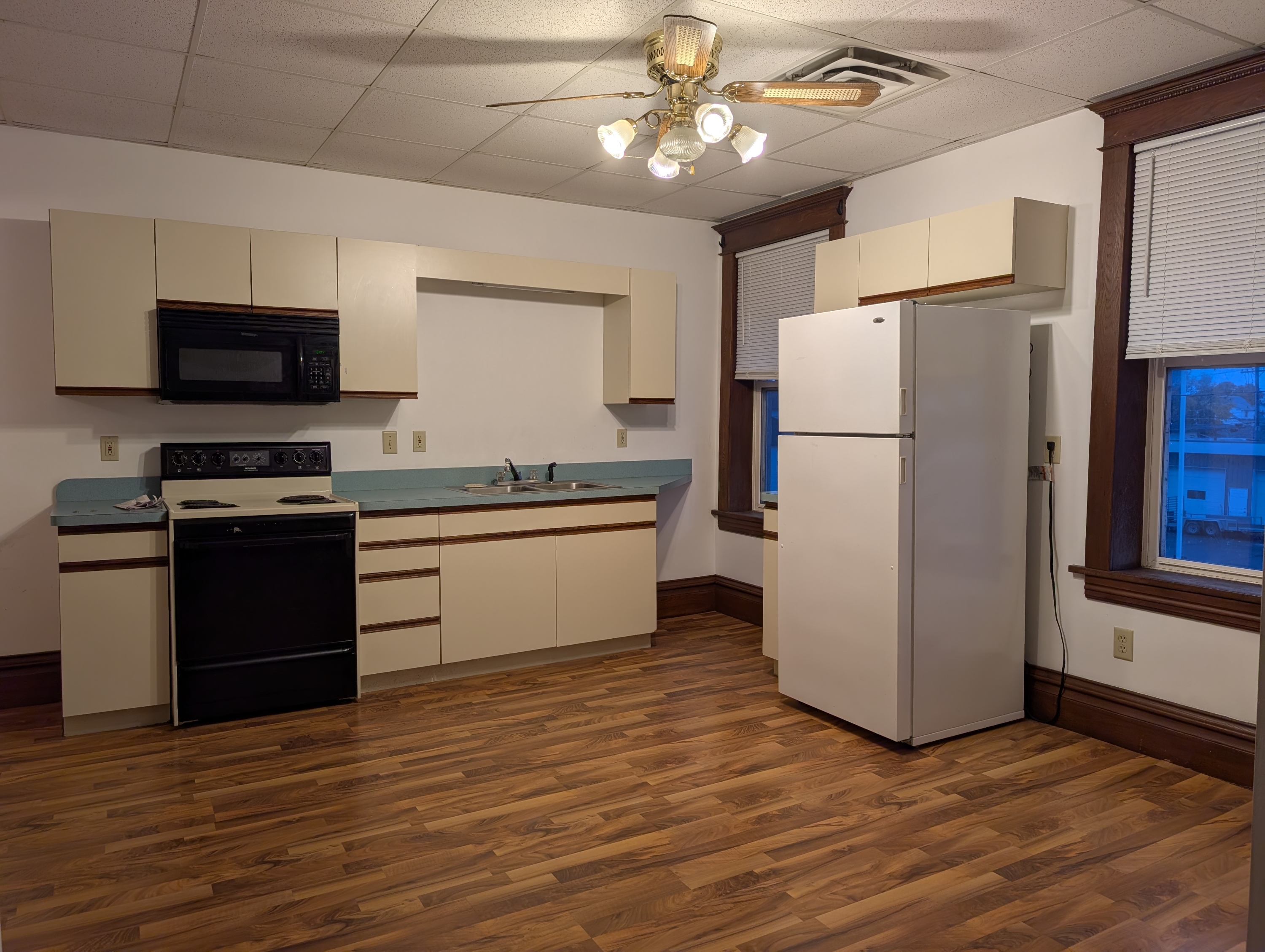 Property thumbnail image